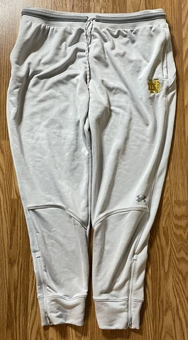 Notre Dame Football Team Issued Under Armour Pants Size medium Cover