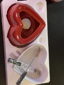 Avon Red Heart Teelicht Fondue Set für zwei. Neu im Karton. - Bild 1 von 4
