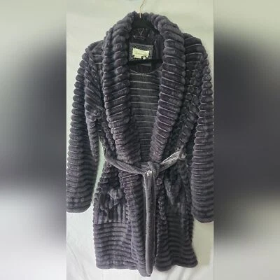 Anthropologie Mariposa серый пышный роскошный халат из искусственного меха размер XS/S - Изображение 1 из 4