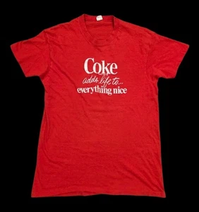 T-shirt grafica Coca-Cola vintage anni 70 Hanes punto singolo Coca Cola rossa grande promo - Foto 1 di 8
