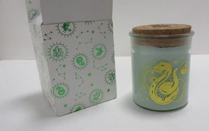 Candela Harry Potter Serpeverde che cambia colore magia senza profumo nuova con scatola 10 oz. - Foto 1 di 7