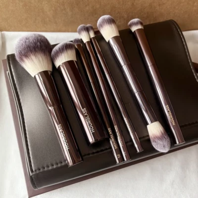 Juego de 7 brochas de maquillaje veganas con reloj de arena con bolsa caja de regalo embalaje Foto 1 de 4