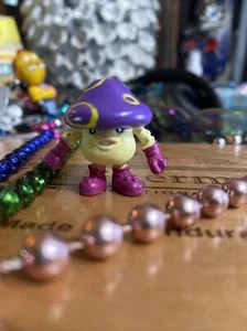 2000 Digimon Digital Monsters 1" Mushroomon Mushmon Mini Figure H-T Bandai - Picture 1 of 3