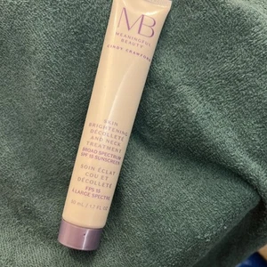 Meaningful Beauty Skin Brightening Decollete e trattamento collo 1,7 once/50 ml - Foto 1 di 3