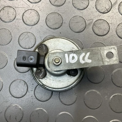 2009 - 2012 年大众 CC 防盗报警喇叭警报器原始设备制造商 — 第 1/4 张图片