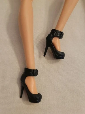 Zapatos Barbie Mattel ☆ Tacones altos negros  Foto 1 de 2