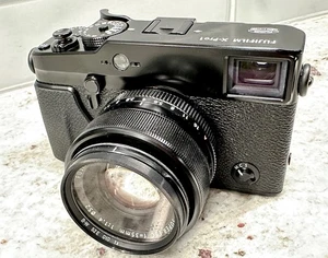FUJIFILM X-PRO 1 con obiettivo FUJINON 35mm 1.4 *OTTIMO* - Foto 1 di 23