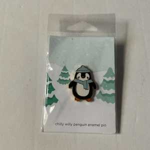 chilly willy penguin enamel pin - Picture 1 of 2
