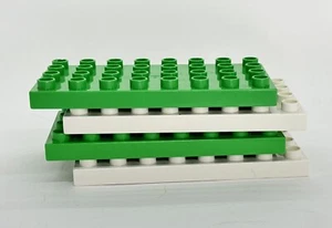 Lego Duplo Lote de 4 Placas Base 4x8 Clavijas 2.5" x 5" L 2 Blanco y 2 Verde Claro - Imagen 1 de 2