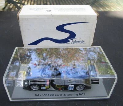 Spark 1/43 MG Lola EX257 #37 Banana Joes Sebring 2002 - Image 1 of 4