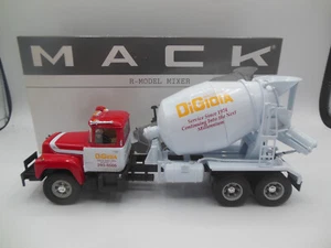 Scarce First Gear 19-2561 Mack R Model Mixer Digioia Bros 1:34 scale - Picture 1 of 13