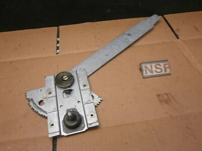 LDV CONVOY MINIBUS 2002 NEARSIDE PASSENGER FRONT MANUAL WINDOW REGULATOR - Image 1 of 4