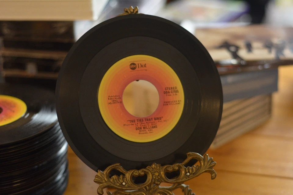 DON WILLIAMS 45 ОБ/МИН 7 «ЗАПИСЬ «ГАЛСТУКИ, КОТОРЫЕ СВЯЗЫВАЮТ» (DOA-17531) A8-207 - Изображение 1 из 4
