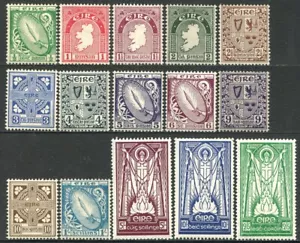 Ireland Basic Series 1941-44 -15 Stamps / Types 1922-24 with "e" Watermark */ - Picture 1 of 2