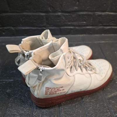 Zapatillas altas Nike Special Field Air Force 1 (SF AF1), para hombre talla 11,5 Foto 1 de 4