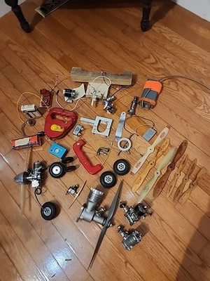 Lot of Model Airplane Engines & Propellers + Misc Torpedo Fox Veco - Image 1 of 4