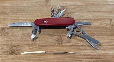 Victorinox Vintage Swiss Army Knife Rostfrei Officier Suisse 8 Tools Switzerland - Image 1 of 4