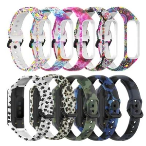 Bracelet Replacement Strap Colorful Silicone For Samsung Galaxy Fit 2 SM-R220 - Picture 1 of 23