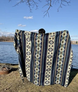 Handmade Shape Alpaca Blanket, Soft & Warm, Exclusively Handcrafted - Picture 1 of 5