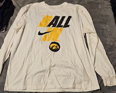 Iowa Hawkeyes Nike Long Sleeve Shirt Size Men’s 2XL - Image 1 of 2