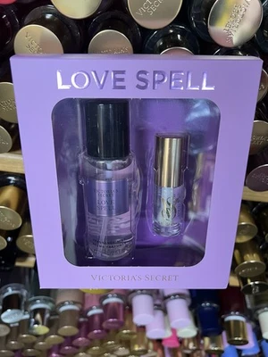 Victoria’s Secret Love Spell Set de Regalo Fragancia Bruma y Brillo de Labios Tamaño de Viaje. Foto 1 de 2