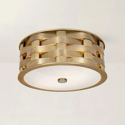 Lámpara de techo de montaje empotrado de latón tejido Ralph Lauren Ella Foto 1 de 4