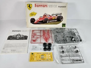 Kit Modelo 1:24 Ferrari 126 C2 Turbo Protar ~ Bolsas de Piezas Selladas - Imagen 1 de 12