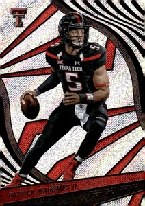 2023 Panini Chronicles Draft Picks #71 Patrick Mahomes II Revolution - Picture 1 of 2