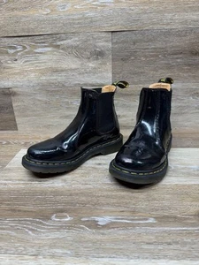 Botas Chelsea Dr. Martens 2976 charol negro para mujer talla 7 - Imagen 1 de 8