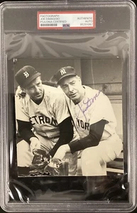Joe DiMaggio Signed Photo 6x5.5 Baseball W/ HOF Hank Greenberg Autograph PSA/DNA - Picture 1 of 3