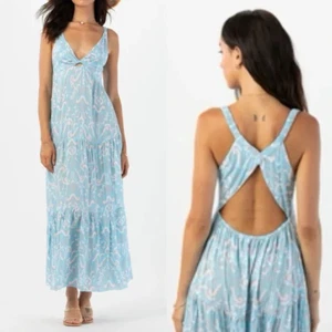 Tiare Hawaii Lovestruck Maxi Dress Blue Print One Size NWT - Picture 1 of 9