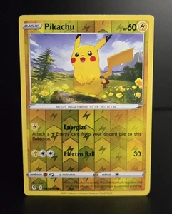 Pokémon TCG - PIKACHU - 049/203 - REVERSE HOLO - SWSH EVOLVING SKIES (2021) - LP - Picture 1 of 3