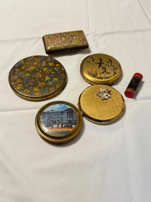 Vintage Powder compacts, sewing kit and cigarette case - Image 1 of 4