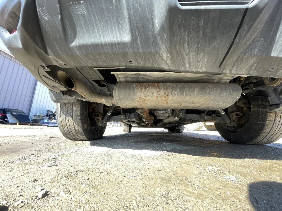 Nissan Rogue 2016 sistema de escape completo original 2,5 L a AWD 70 k-S- 65842 Foto 1 de 4