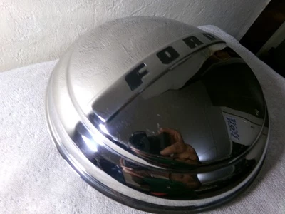 Dennis Carpenter repro. 15 inch hubcap, fits 1947 thru 1956 Ford F-100 - Image 1 of 4