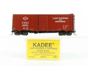 HO Scale Kadee 4026 LS&I Lake Superior & Ishpeming 40' PS-1 Boxcar #2266 - Picture 1 of 14