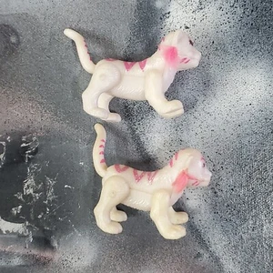 Vintage Littlest Pet Shop McDonalds 1996 White & Pink Tonka Happy Meal 1190L - Picture 1 of 3