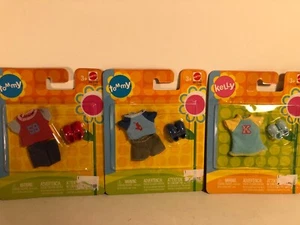 Barbie CONJUNTO de 3 KELLY TOMMY FASHION Ropa Trajes Nuevo en Paquetes Sellados - Imagen 1 de 2