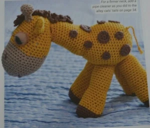 Crochet Pattern - Cute Giraffe Soft Toy in 4-ply 30cm x 20cm - Picture 1 of 2