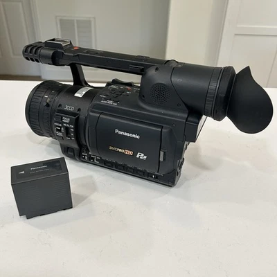 Panasonic AG-HVX200AP 3-CCD P2/DVCPRO HD Camcorder - Image 1 of 4
