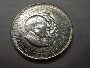 Uncirculated 1954-D Washington -Carver Half Dollar - Picture 1 of 5