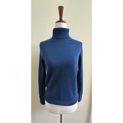 Lord Taylor 2 Ply 100% Cashmere Turtle Neck Sweater Size SP Blue - Image 1 of 4