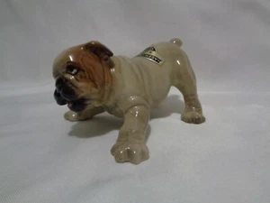 Cachorro Monrovia Hagen Renaker Nobby Bulldog con borde rojo etiqueta de lámina original - Imagen 1 de 11