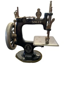REPARACIÓN DE PIEZAS Máquina de Coser Infantil Singer Manivela Hank, Oxidada, Dañada. Giros de colección - Imagen 1 de 21
