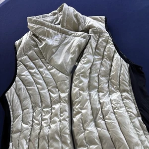Calvin Klein Performance Women’s 3X Silver Down Quilted Vest Asym Zip - Picture 1 of 12