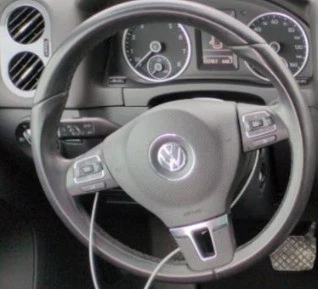 2013 Volkswagen Tiguan LH Driver Steering Wheel Airbag OEM - Image 1 of 3