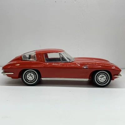 JIM BEAM 1963 RED CORVETTE STINGRAY DECANTER Empty - Image 1 of 4