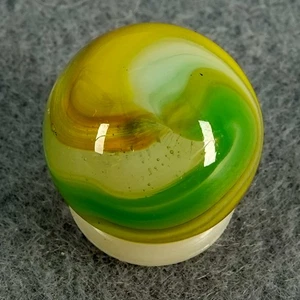 Marbles: AKRO AGATE COMPANY, Popeye Corkscrew. Hybrid. 5/8". Mint (9.9). (B1050) - Picture 1 of 6