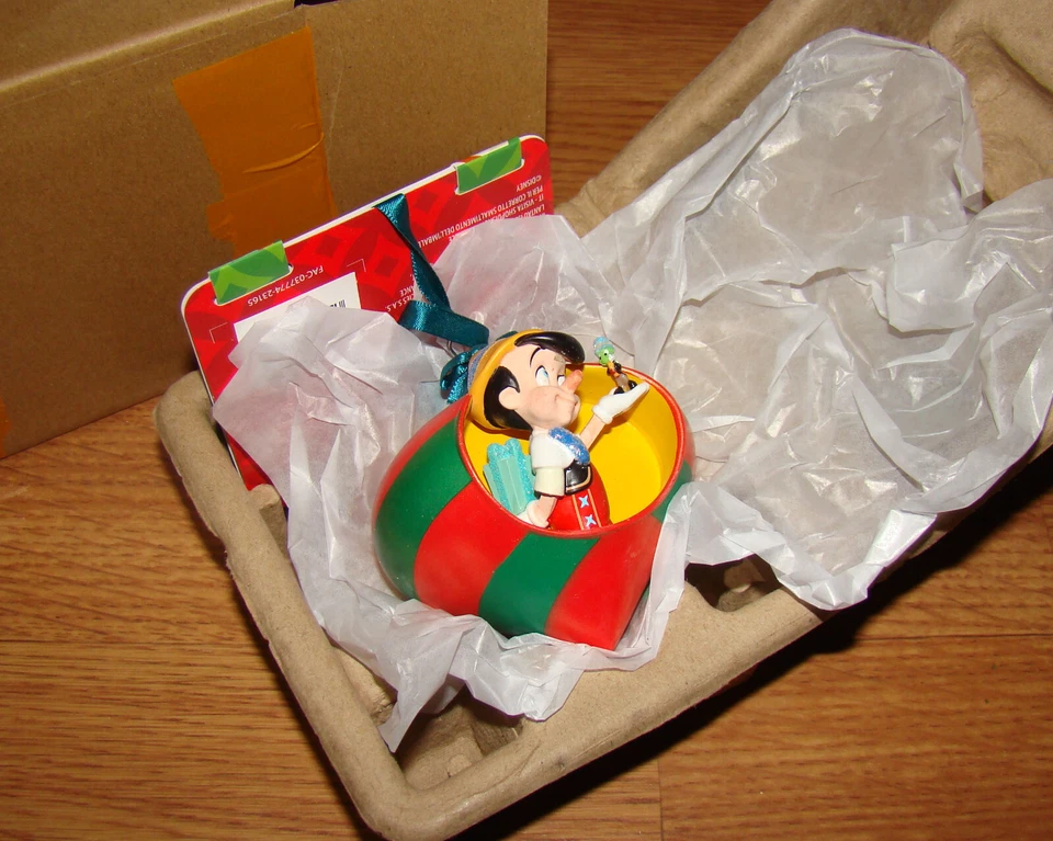 Disney Pinocchio & Jiminy Cricket Droplet Sketchbook Ornament - Christmas