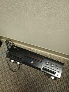 Pioneer PDR-05 CD Recorder ~ Not Reading Discs CD player - Picture 1 of 2